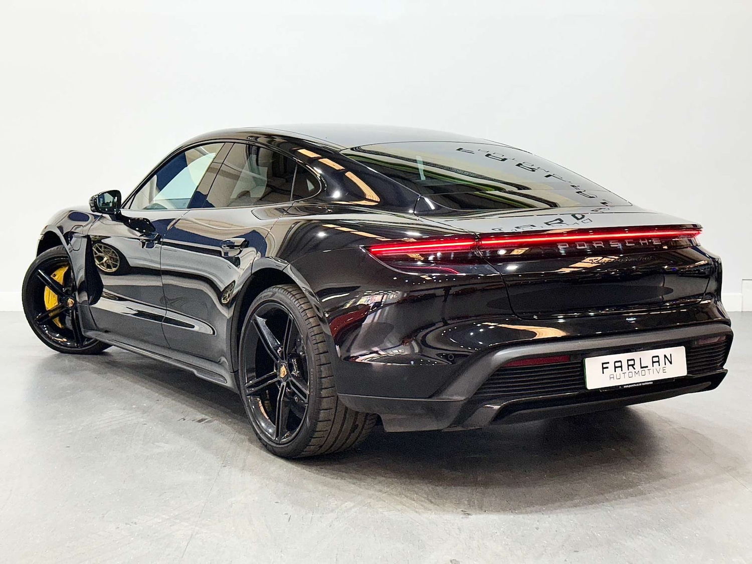 Used Porsche Taycan 2021 for sale - 76009027: Photo 29