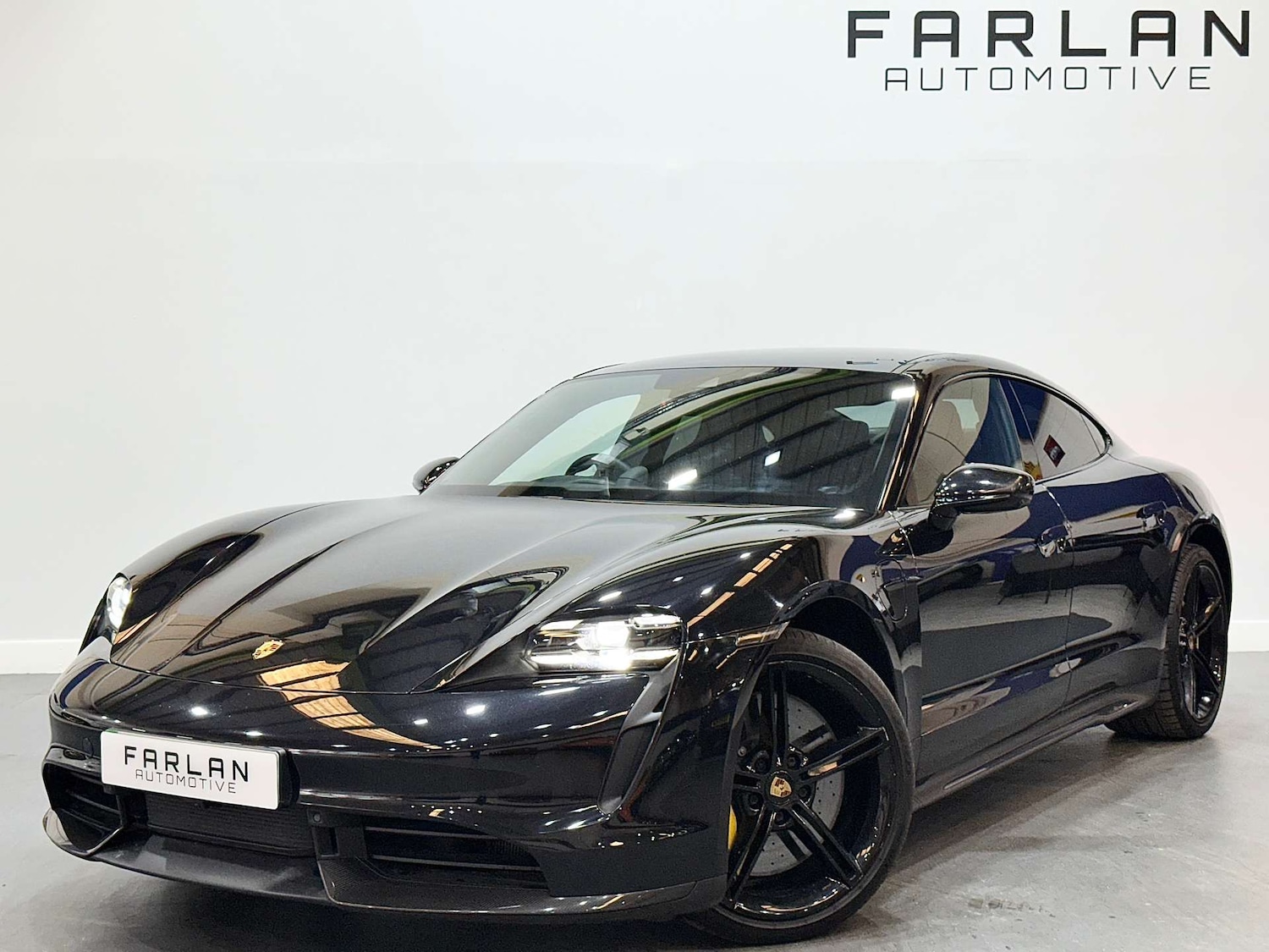 Used Porsche Taycan 2021 for sale - 76009027: Photo 3