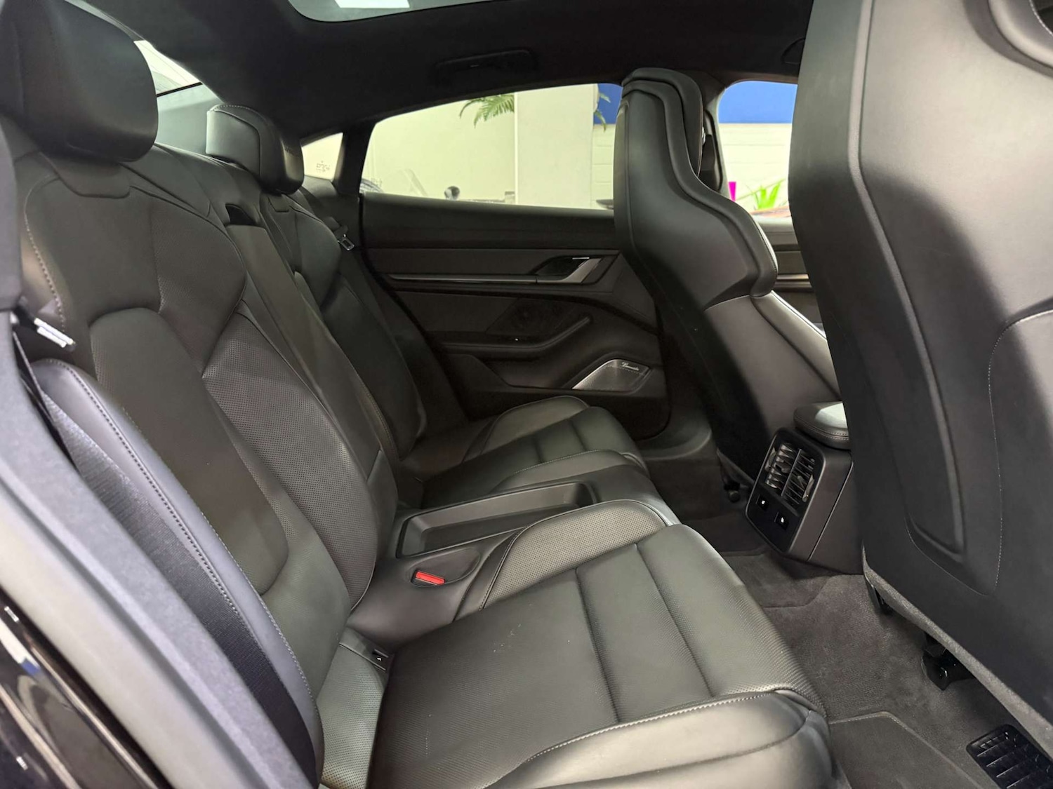 Used Porsche Taycan 2021 for sale - 76009027: Photo 40