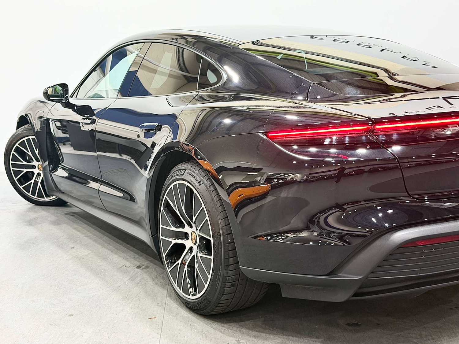 Used Porsche Taycan 2021 for sale - 76749834: Photo 13