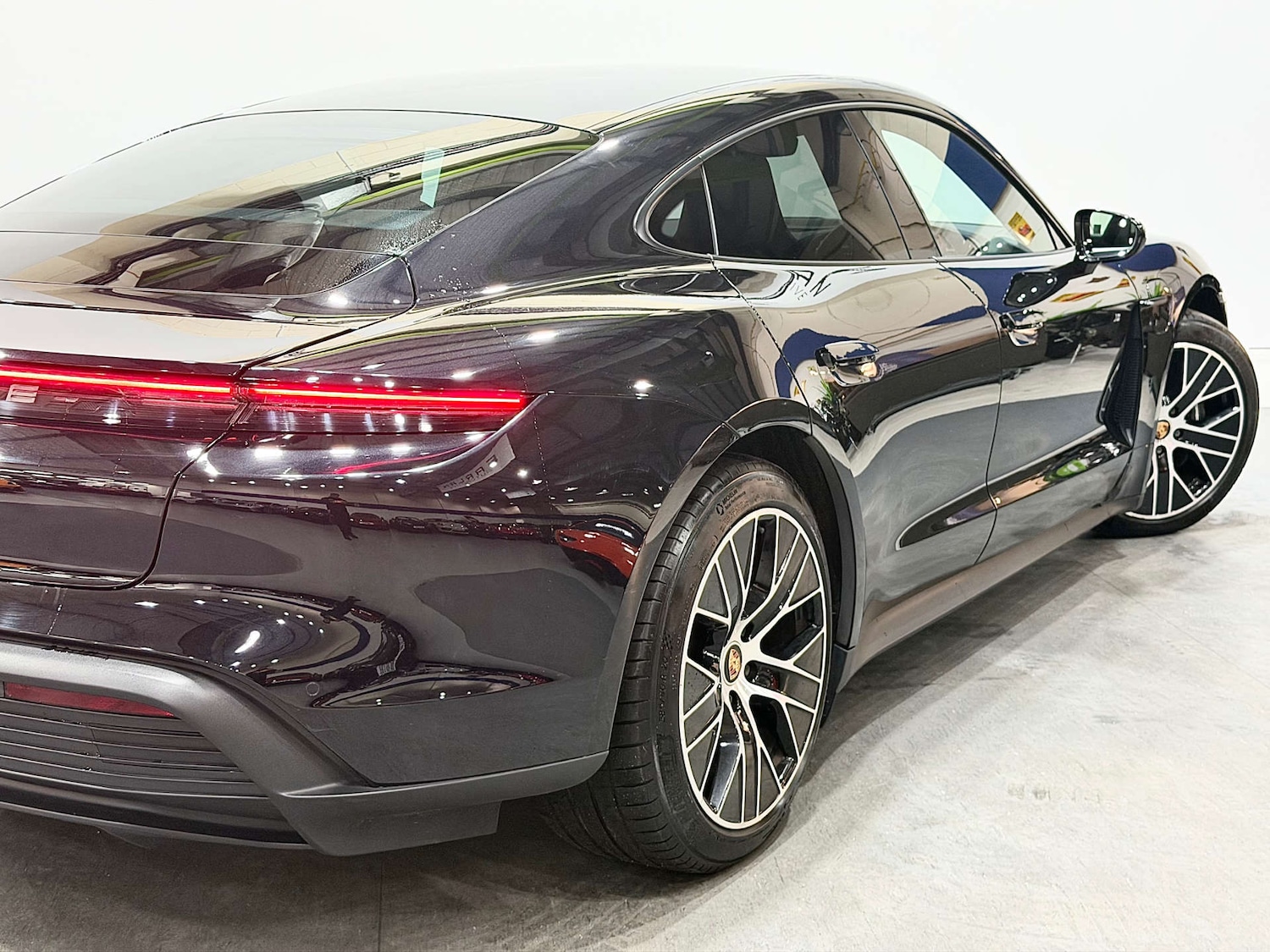 Used Porsche Taycan 2021 for sale - 76749834: Photo 21