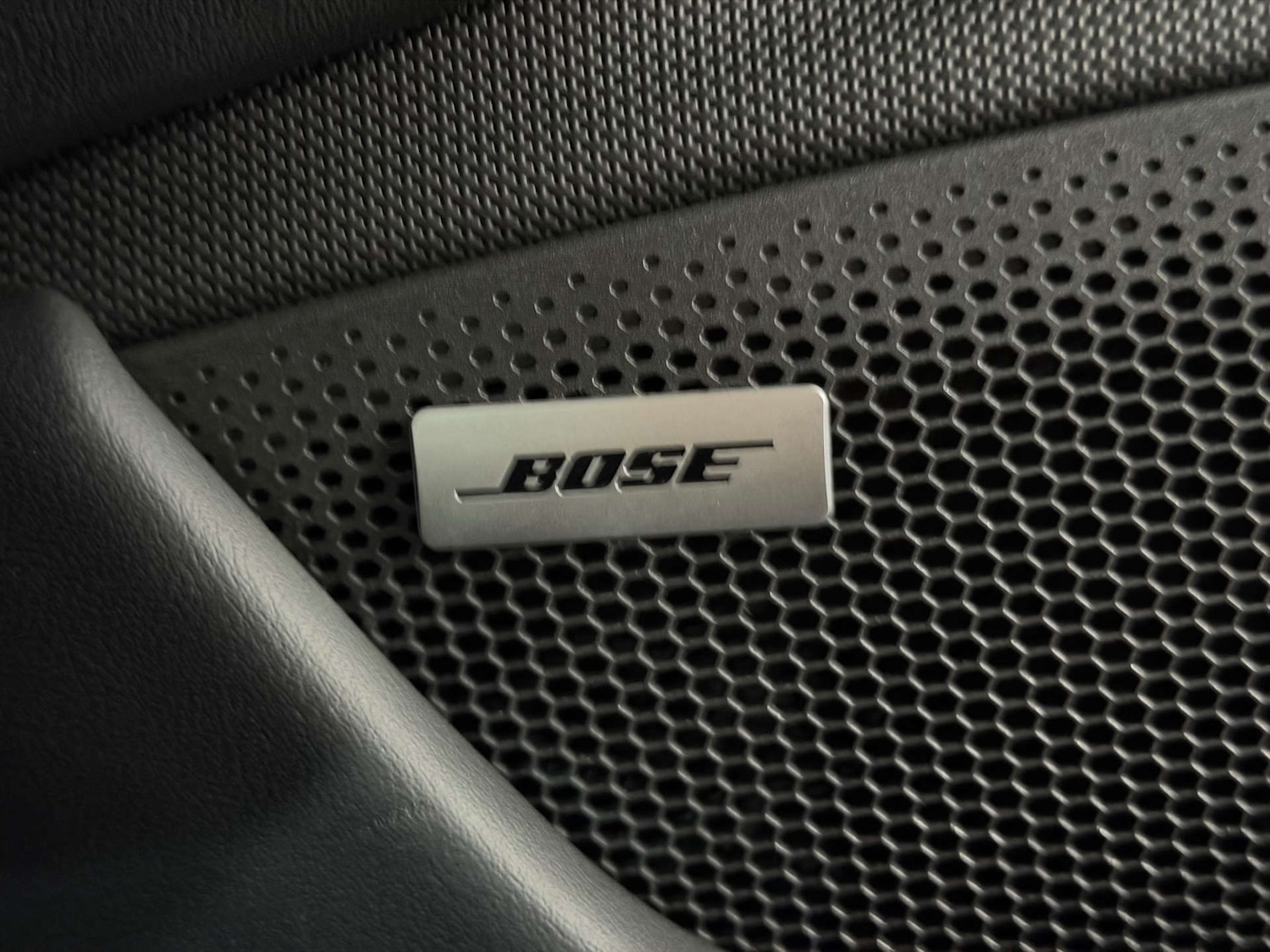 Used Porsche Taycan 2021 for sale - 76749834: Photo 36