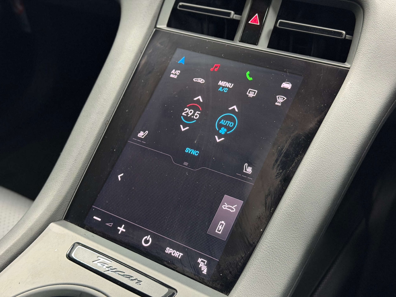 Used Porsche Taycan 2021 for sale - 76749834: Photo 40