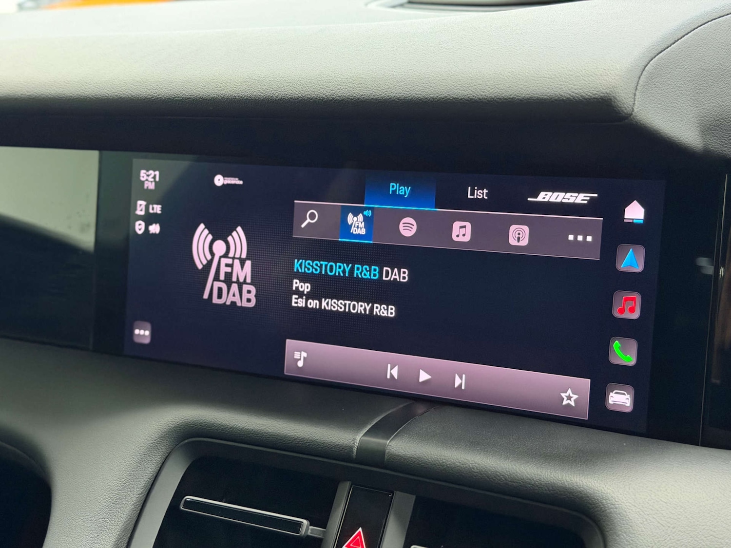 Used Porsche Taycan 2021 for sale - 76749834: Photo 46