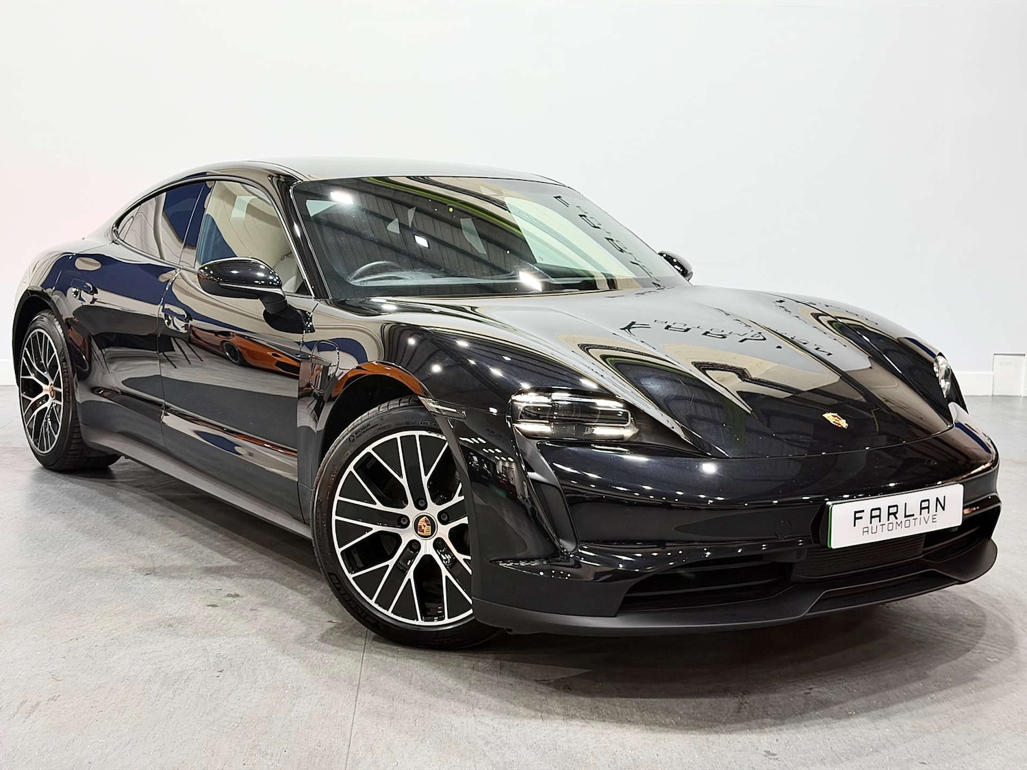Used Porsche Taycan 2021 for sale - 76749834: Photo 5