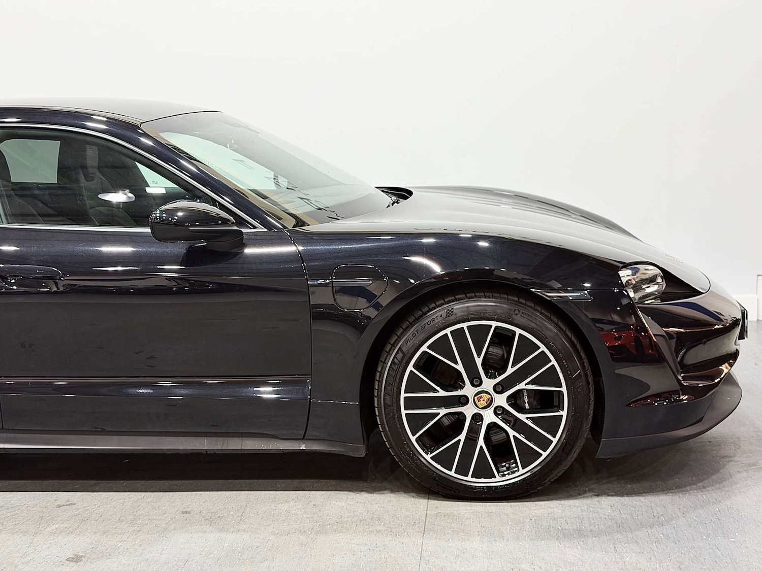 Used Porsche Taycan 2021 for sale - 76749834: Photo 61