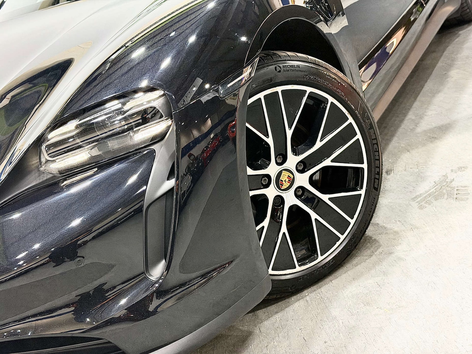 Used Porsche Taycan 2021 for sale - 76749834: Photo 64