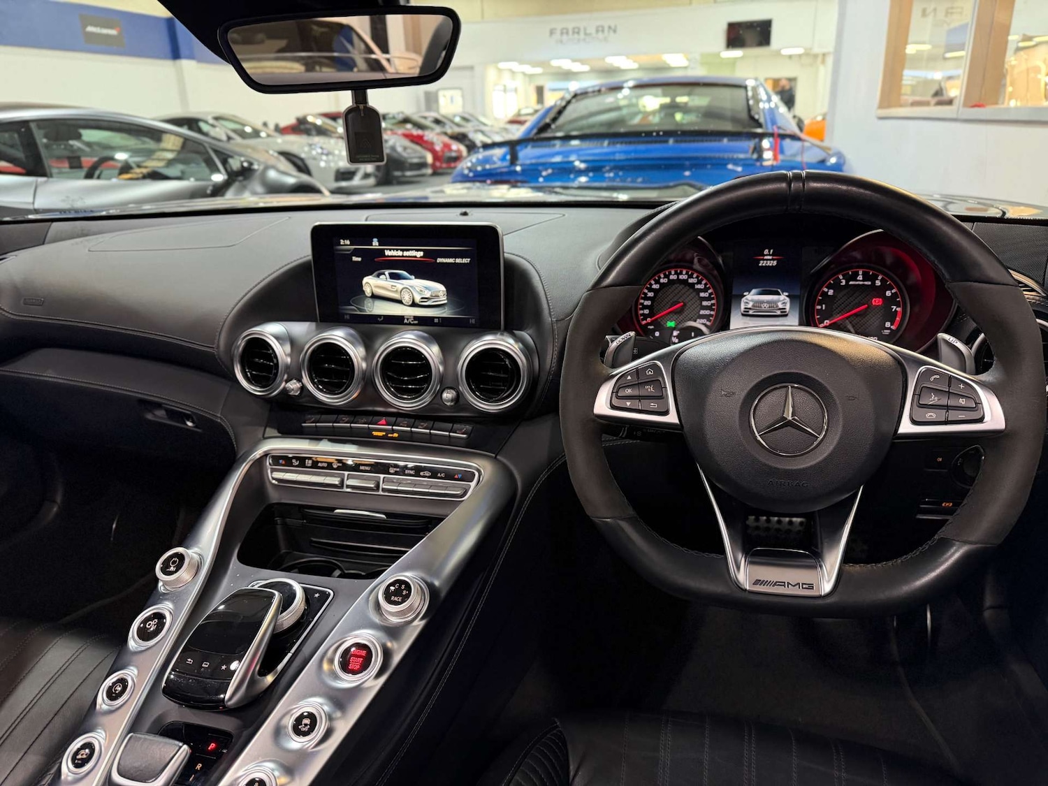 Used Mercedes-Benz AMG GT 2018 for sale - 76719561: Photo 2