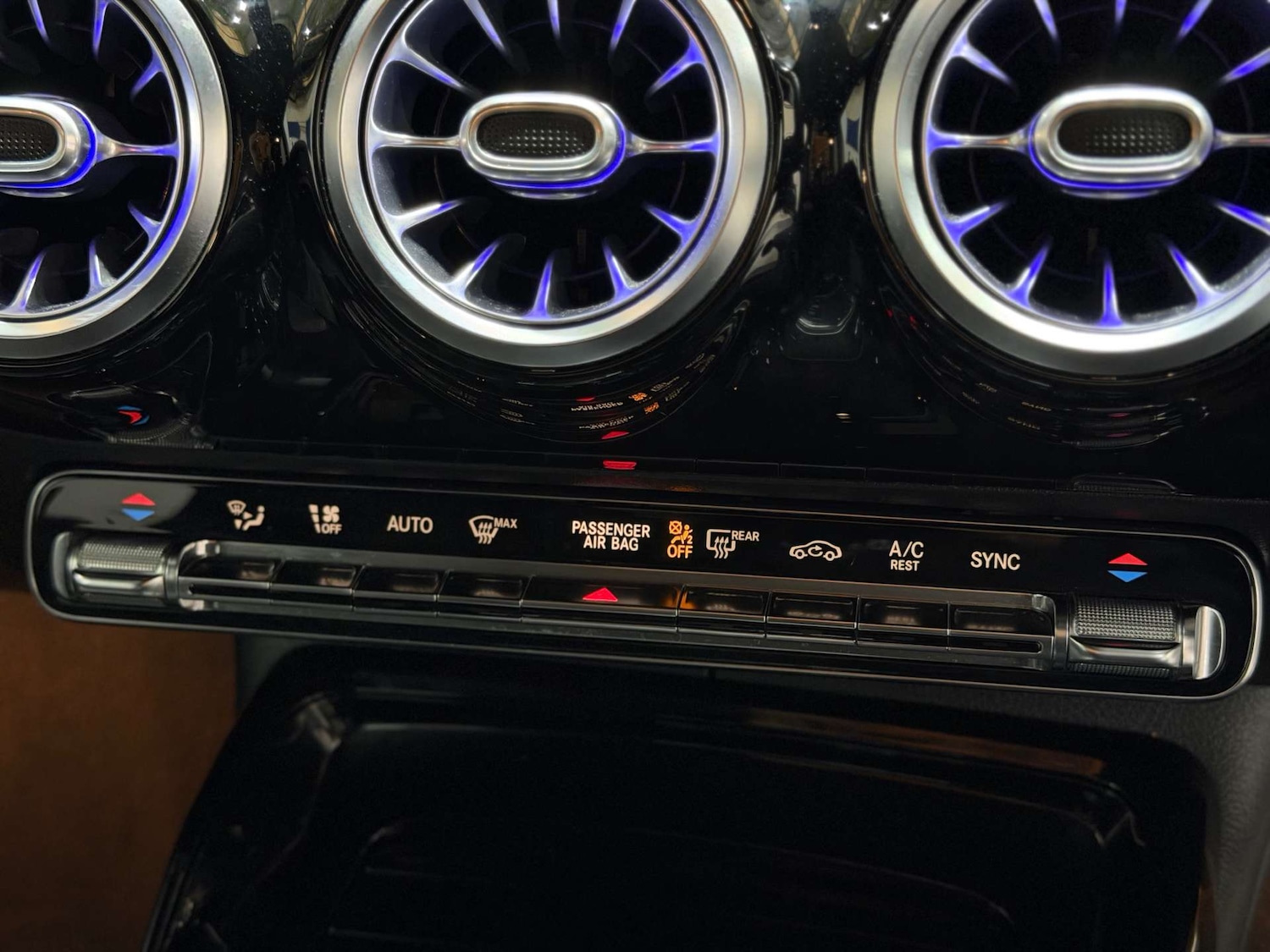 Used Mercedes-Benz A-Class 2019 for sale - 76837460: Photo 44