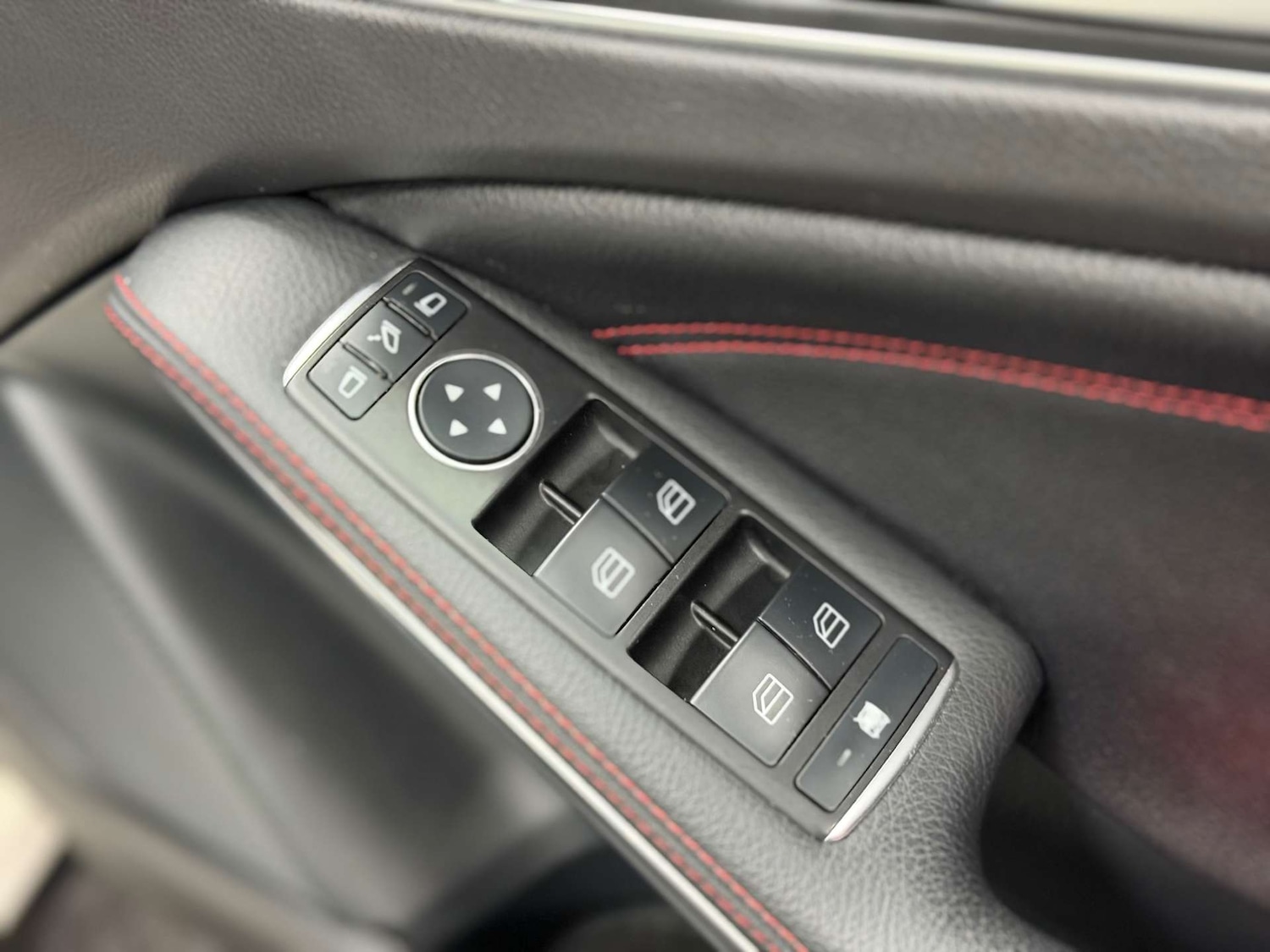 Used Mercedes-Benz A-Class 2015 for sale - 77022576: Photo 9