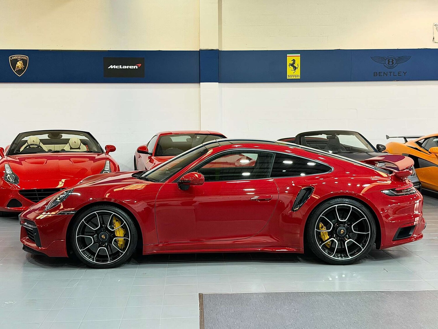 Used Porsche 911 2020 for sale - 76602009: Photo 21