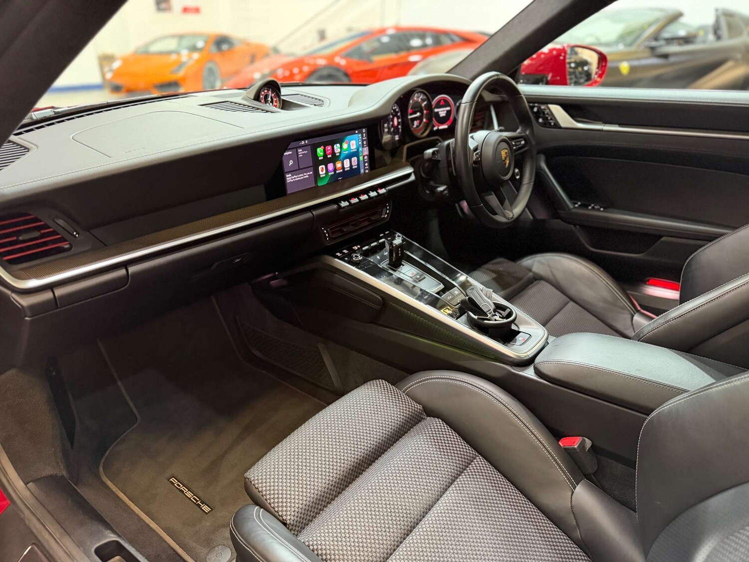 Used Porsche 911 2020 for sale - 76602009: Photo 43