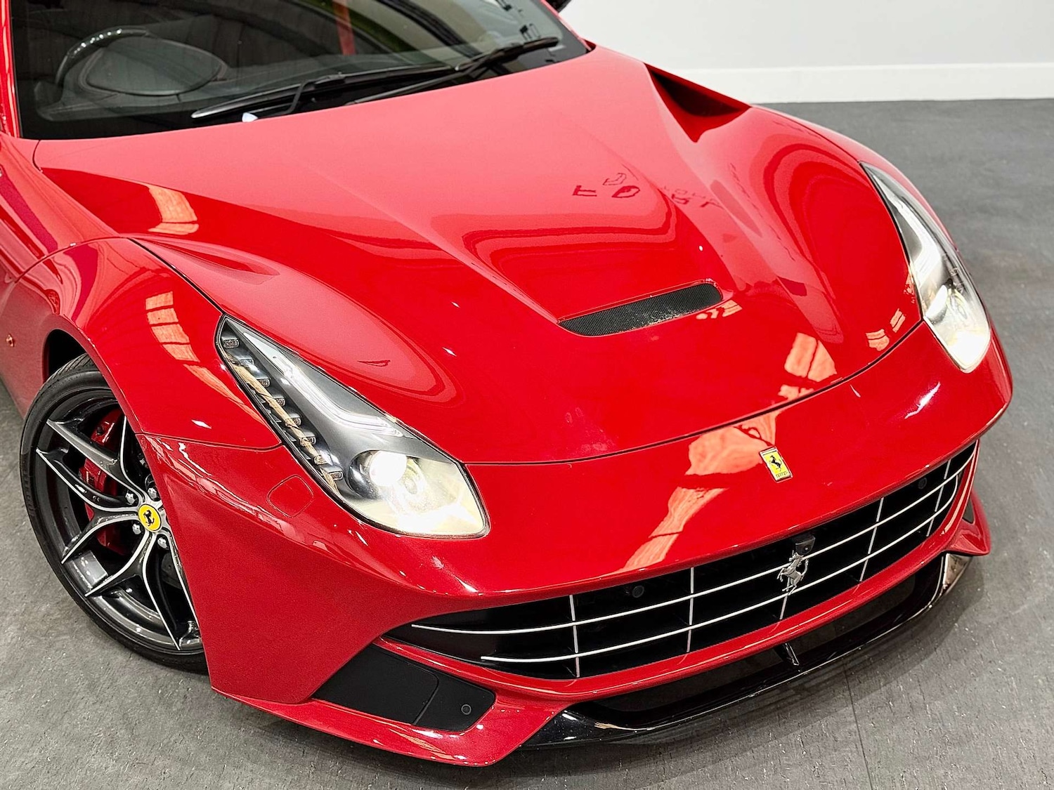 Used Ferrari F12 Berlinetta 2016 for sale - 76601553: Photo 14