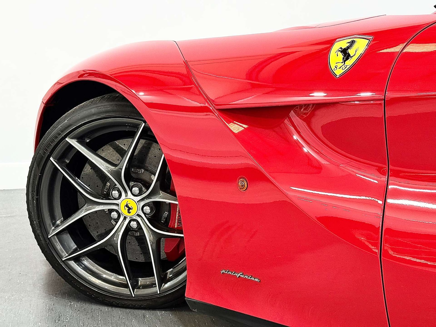 Used Ferrari F12 Berlinetta 2016 for sale - 76601553: Photo 32