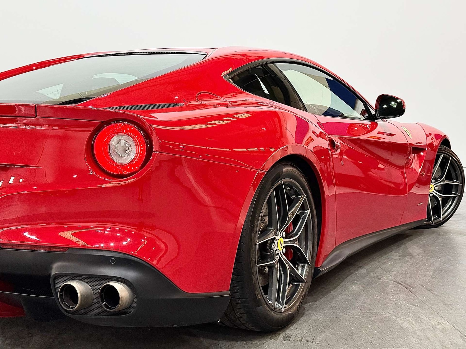Used Ferrari F12 Berlinetta 2016 for sale - 76601553: Photo 37