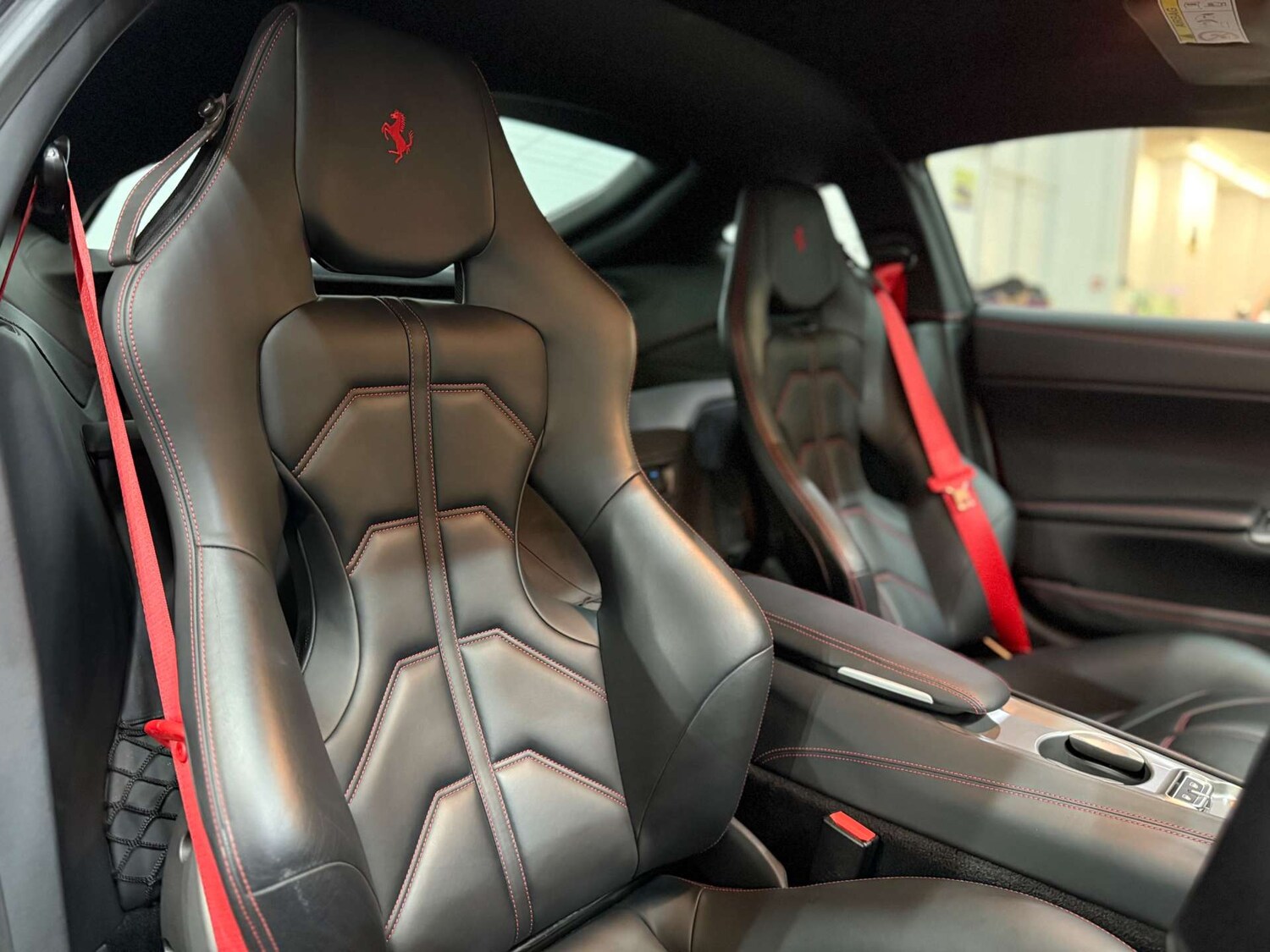 Used Ferrari F12 Berlinetta 2016 for sale - 76601553: Photo 40