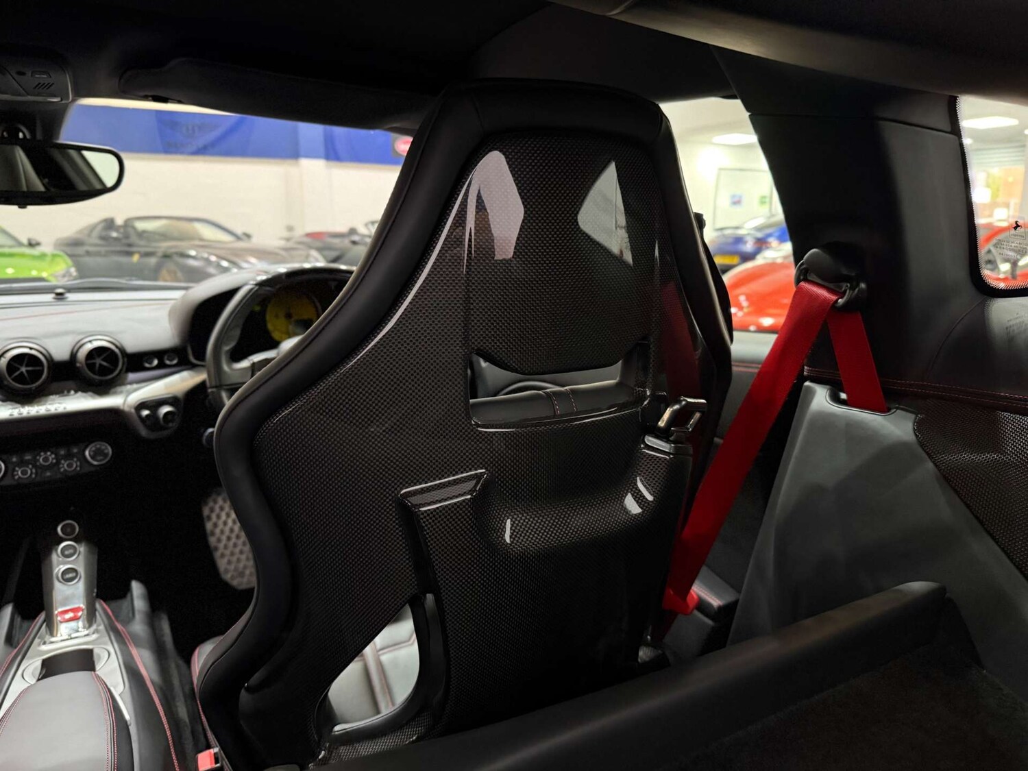 Used Ferrari F12 Berlinetta 2016 for sale - 76601553: Photo 42