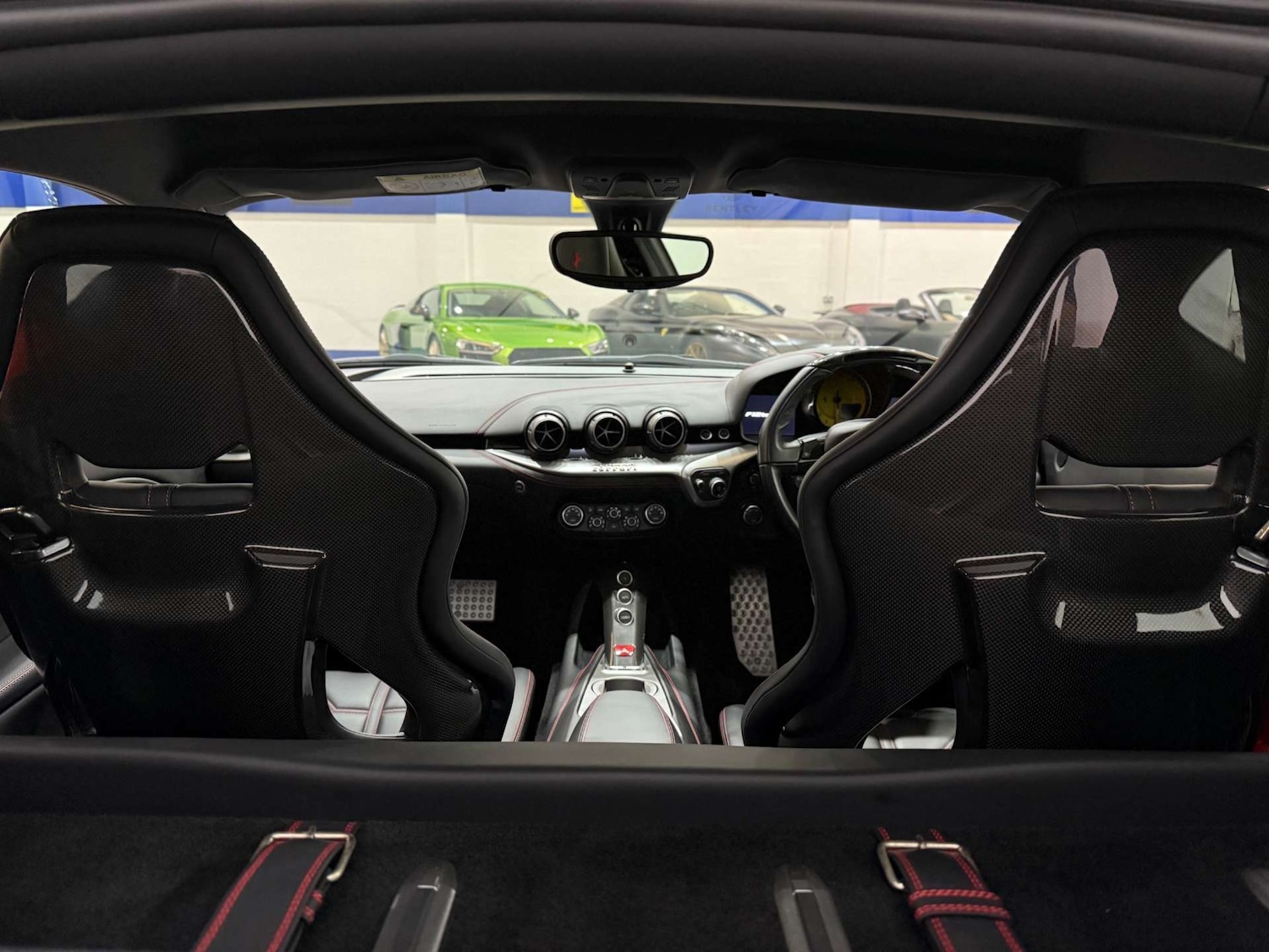 Used Ferrari F12 Berlinetta 2016 for sale - 76601553: Photo 44