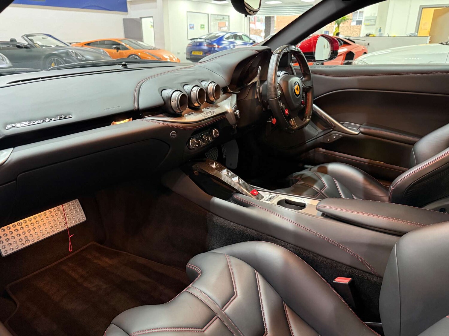 Used Ferrari F12 Berlinetta 2016 for sale - 76601553: Photo 48