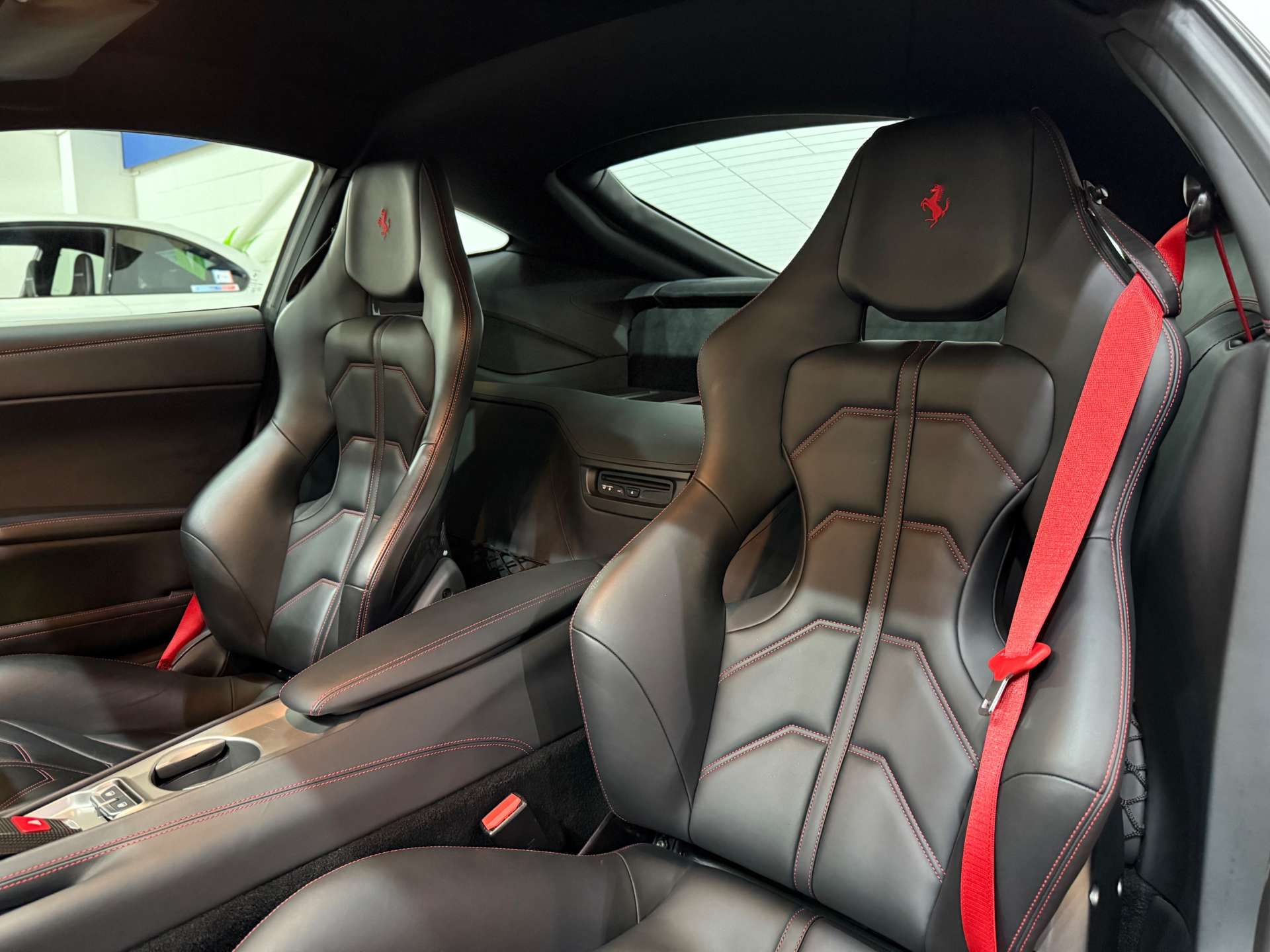 Used Ferrari F12 Berlinetta 2016 for sale - 76601553: Photo 49