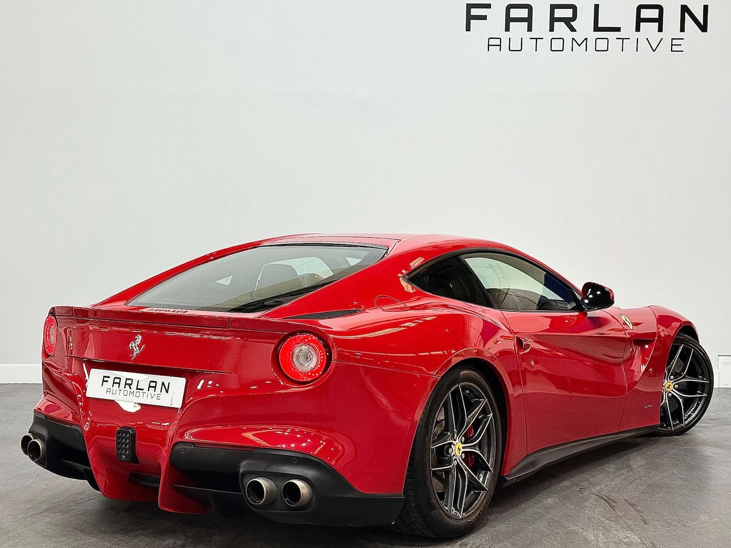 Used Ferrari F12 Berlinetta 2016 for sale - 76601553: Photo 5