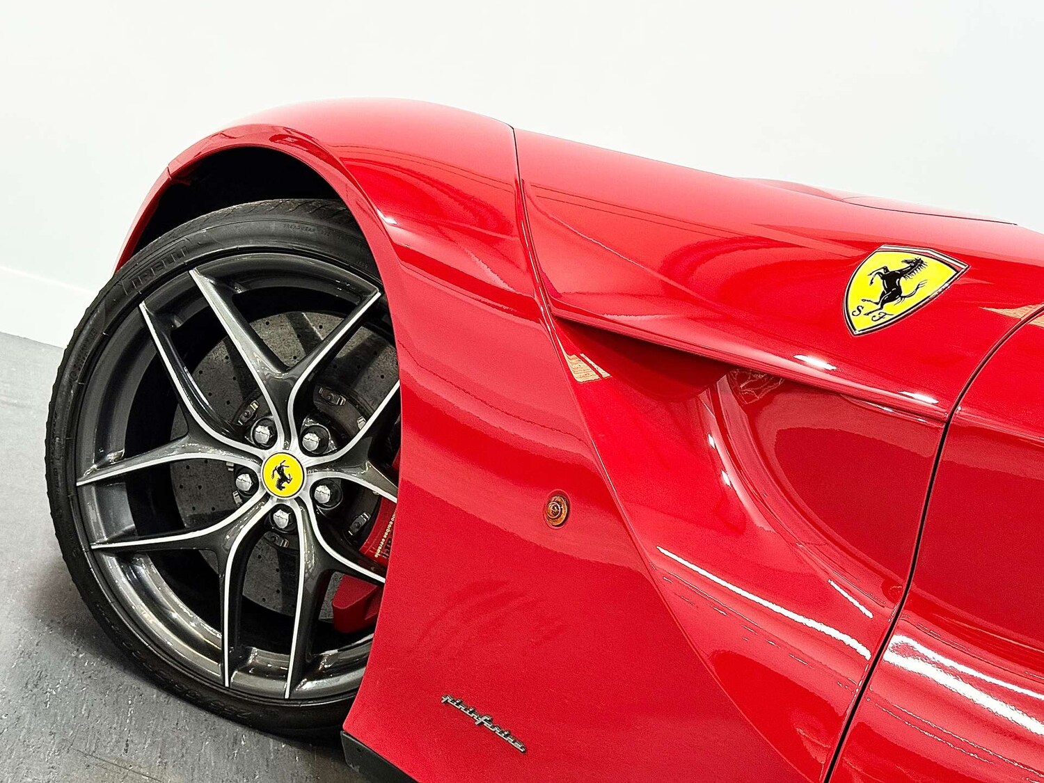 Used Ferrari F12 Berlinetta 2016 for sale - 76601553: Photo 61