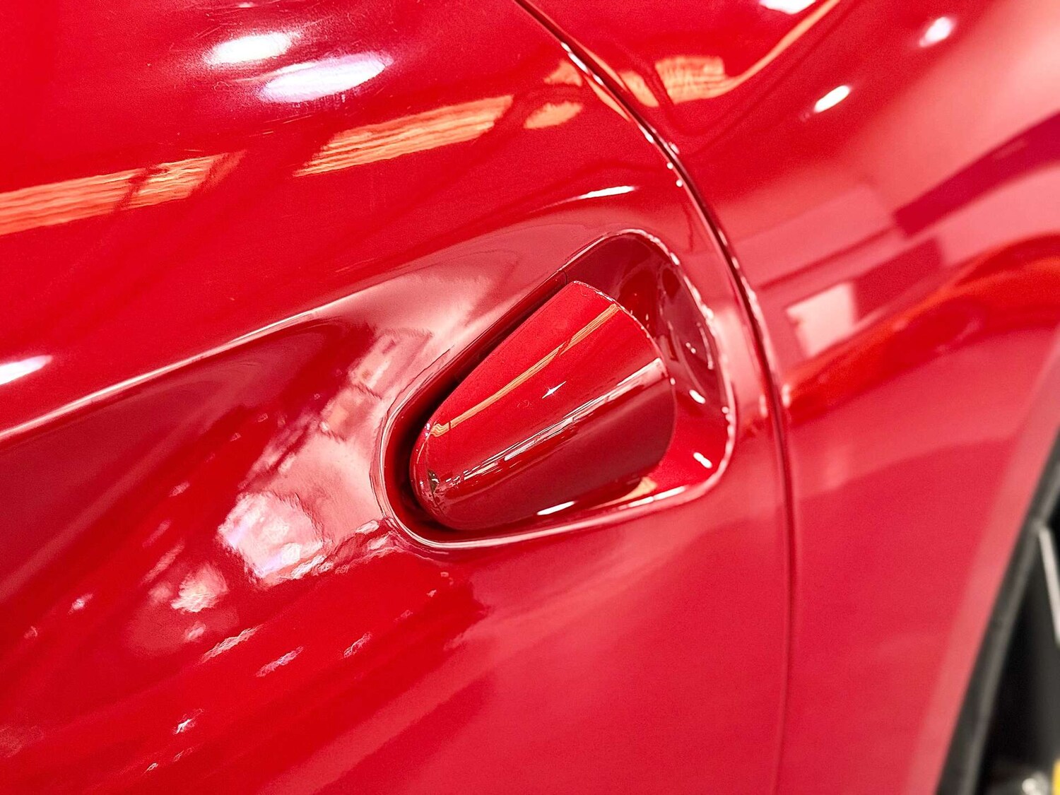 Used Ferrari F12 Berlinetta 2016 for sale - 76601553: Photo 64