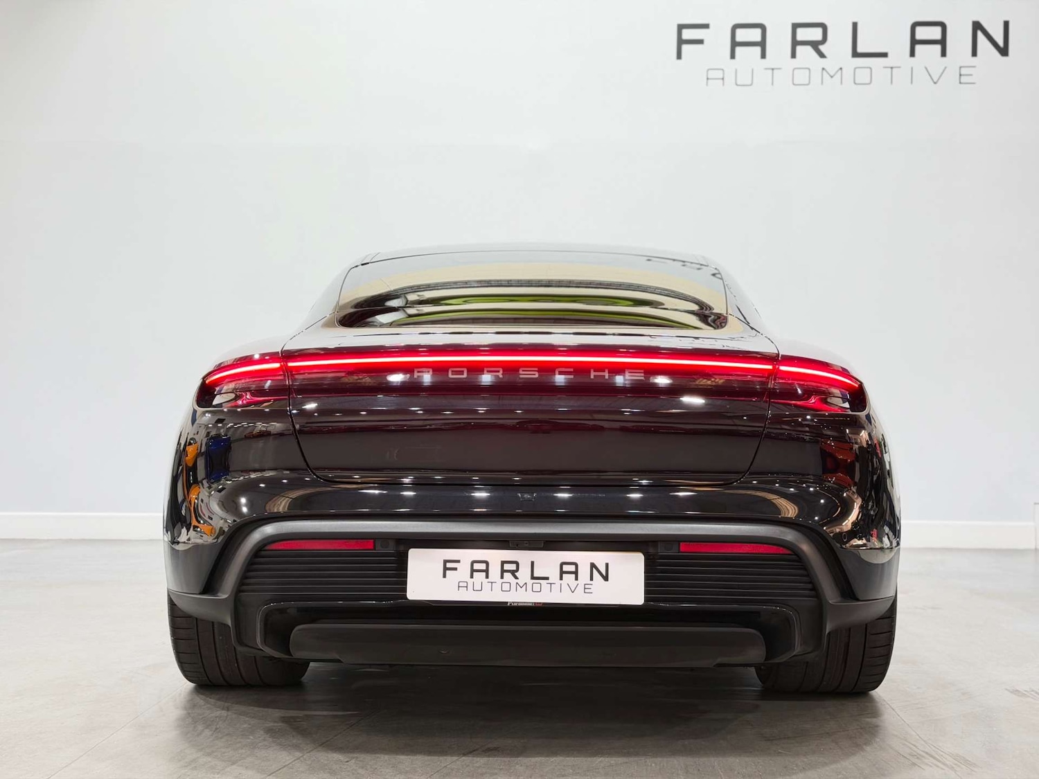 Used Porsche Taycan 2020 for sale - 77049116: Photo 31