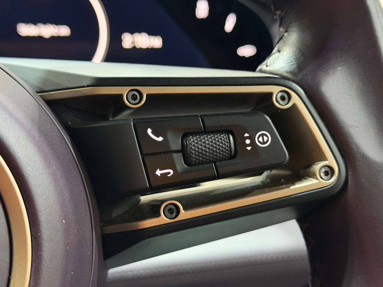 Used Porsche Taycan 2020 for sale - 77049116: Photo 48