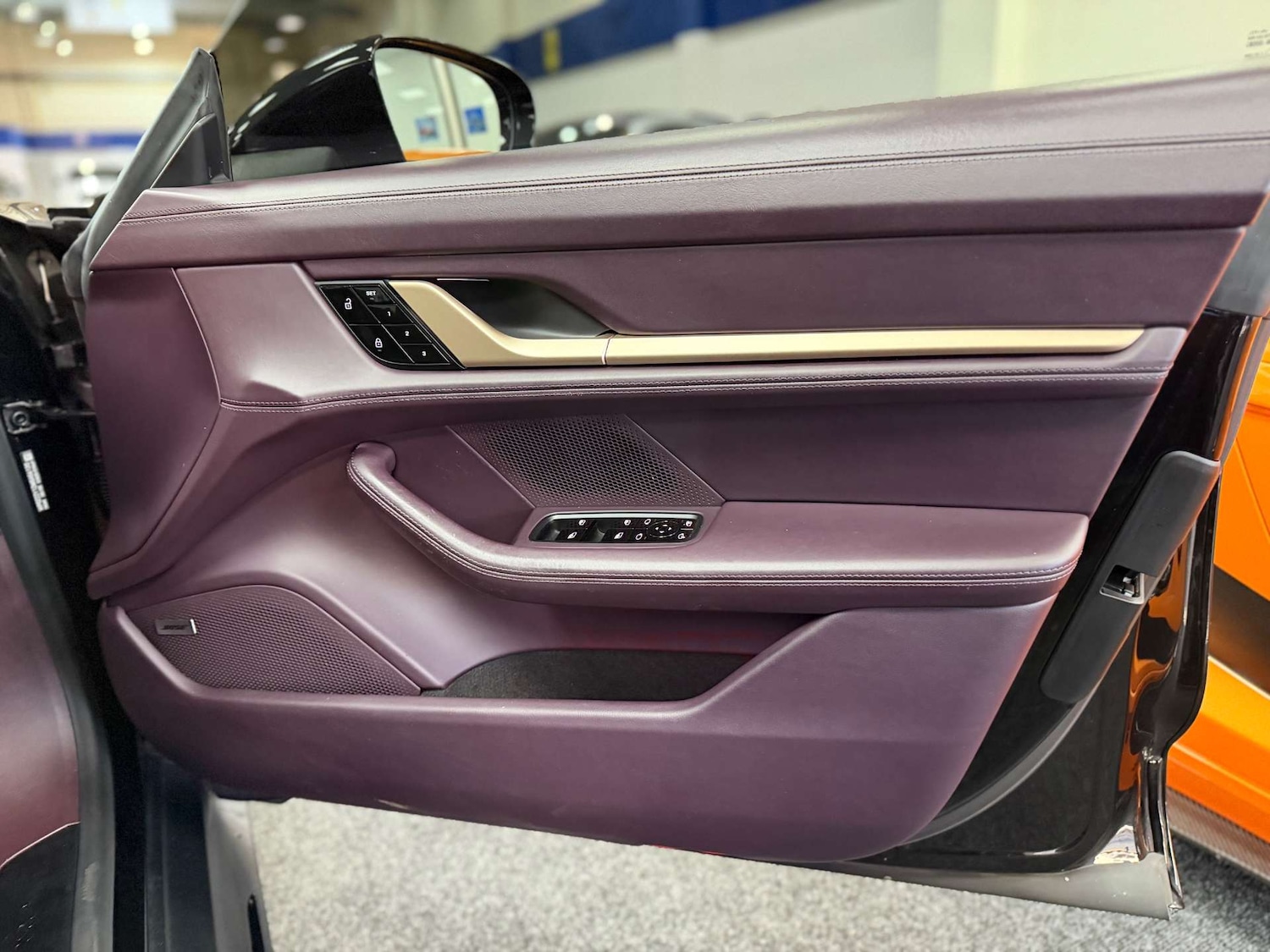 Used Porsche Taycan 2020 for sale - 77049116: Photo 61