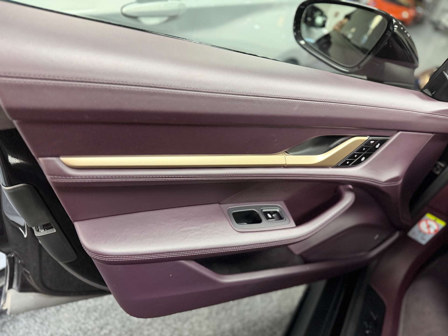 Used Porsche Taycan 2020 for sale - 77049116: Photo 63