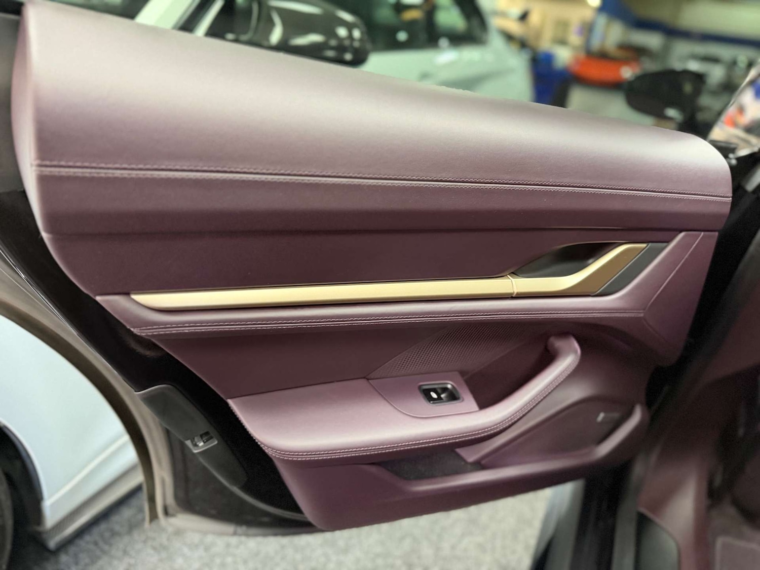 Used Porsche Taycan 2020 for sale - 77049116: Photo 64