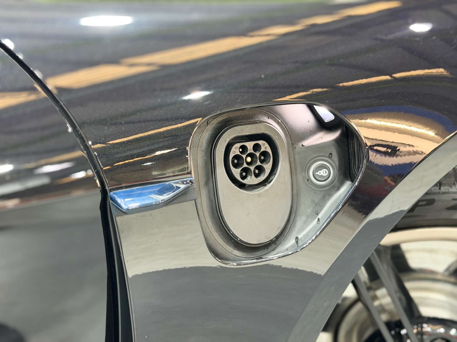 Used Porsche Taycan 2020 for sale - 77049116: Photo 66