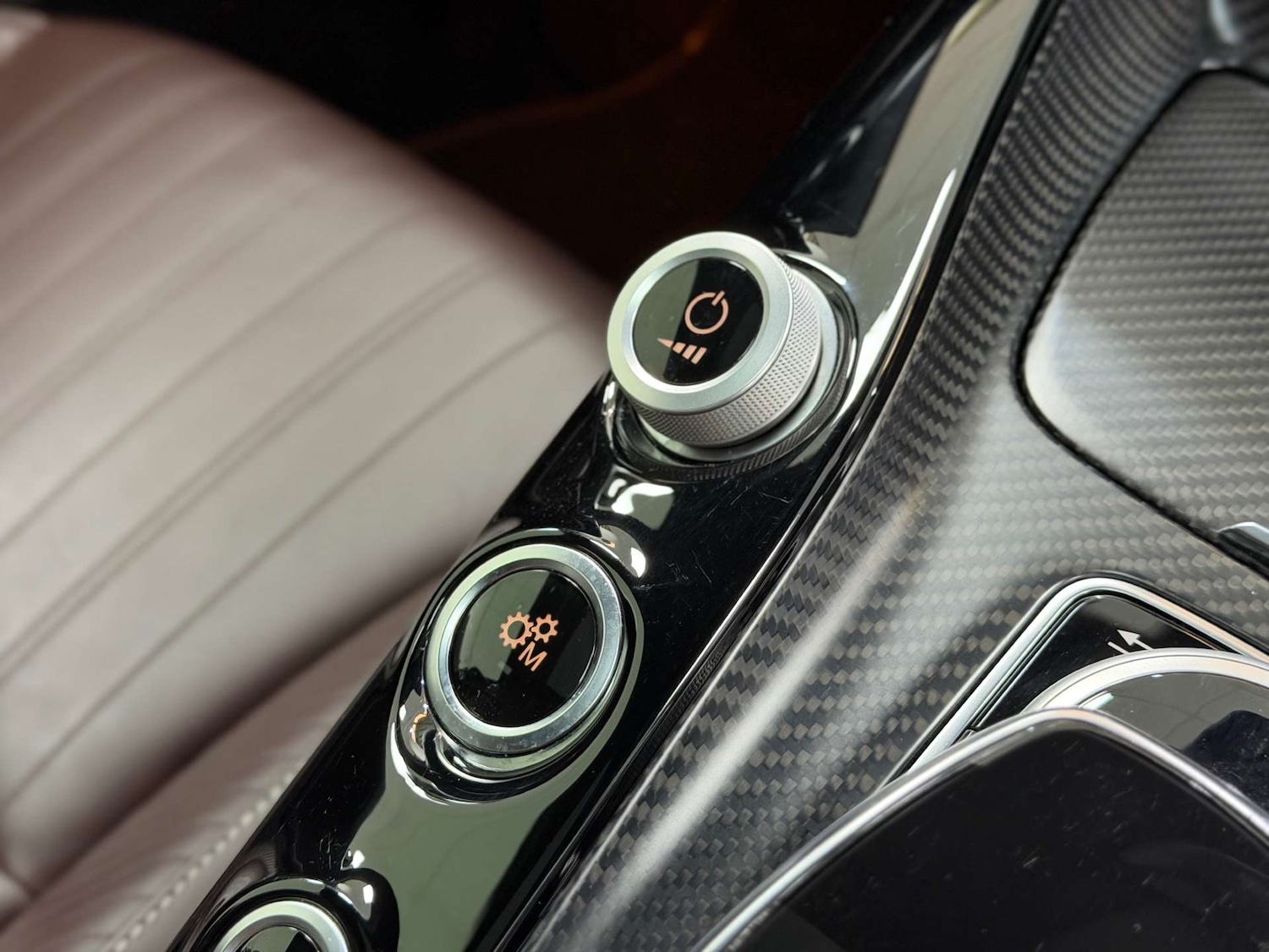 Used Mercedes-Benz AMG GT 2016 for sale - 76393354: Photo 53