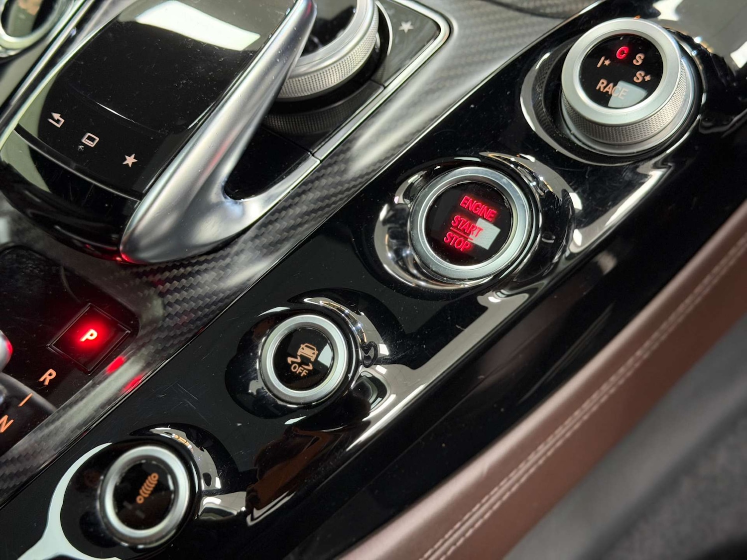 Used Mercedes-Benz AMG GT 2016 for sale - 76393354: Photo 56