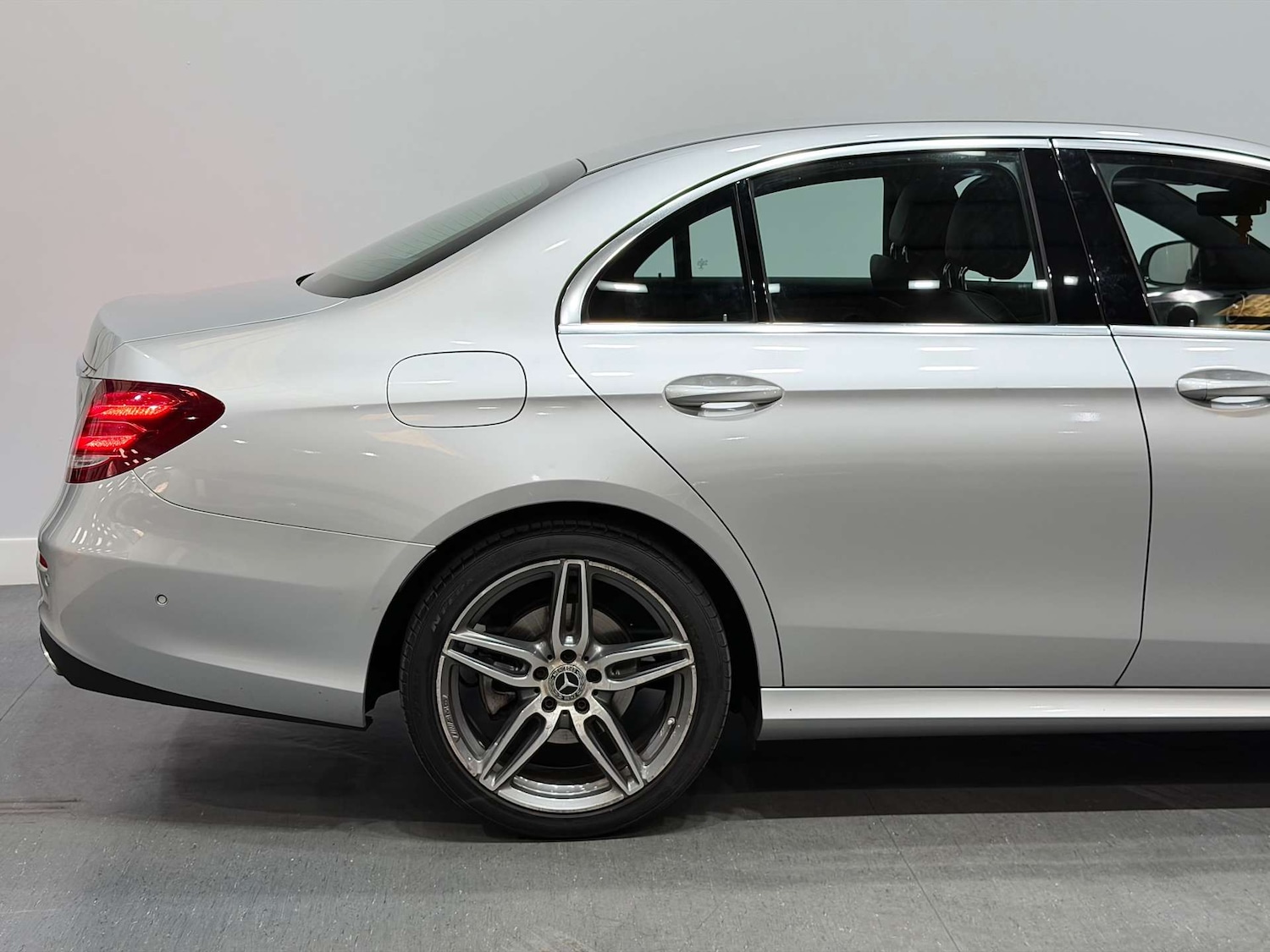 Used Mercedes-Benz E Class 2017 for sale - 76475110: Photo 15