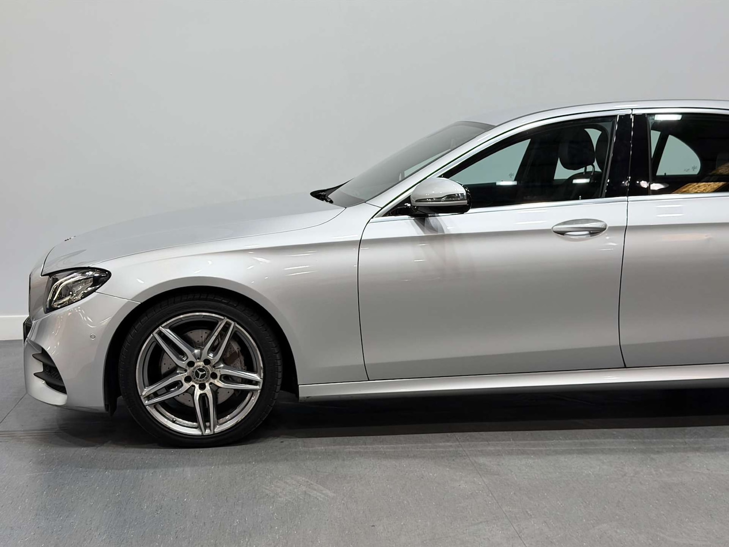 Used Mercedes-Benz E Class 2017 for sale - 76475110: Photo 19