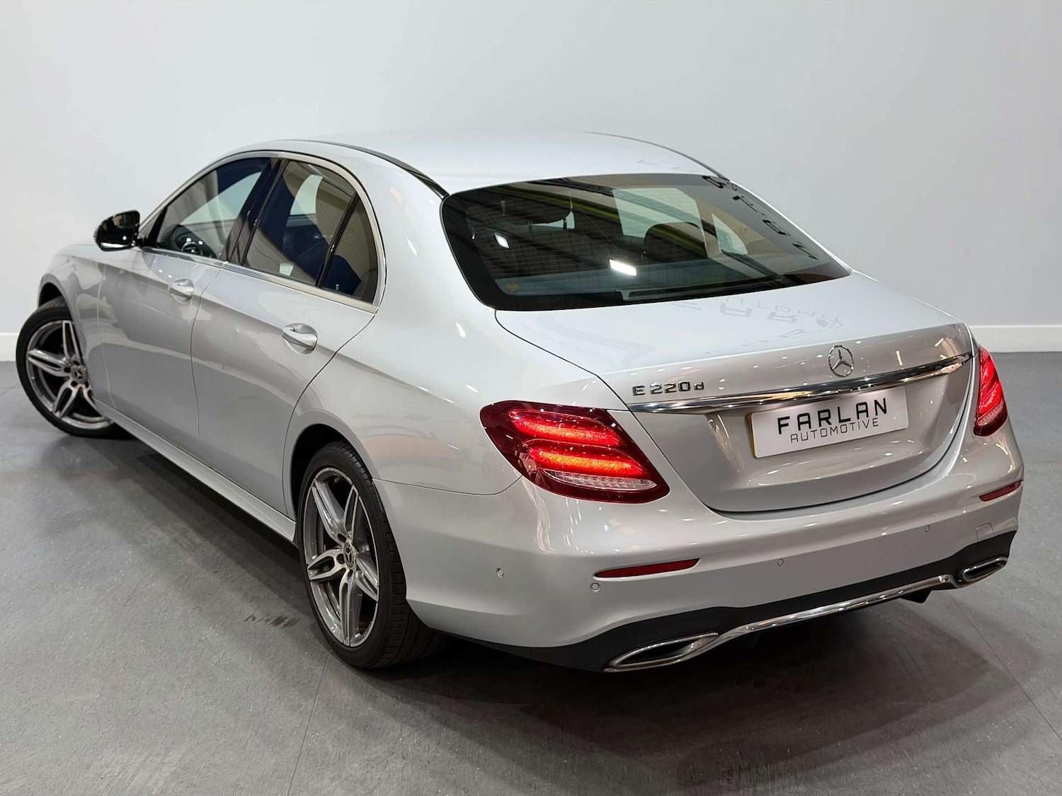 Used Mercedes-Benz E Class 2017 for sale - 76475110: Photo 29