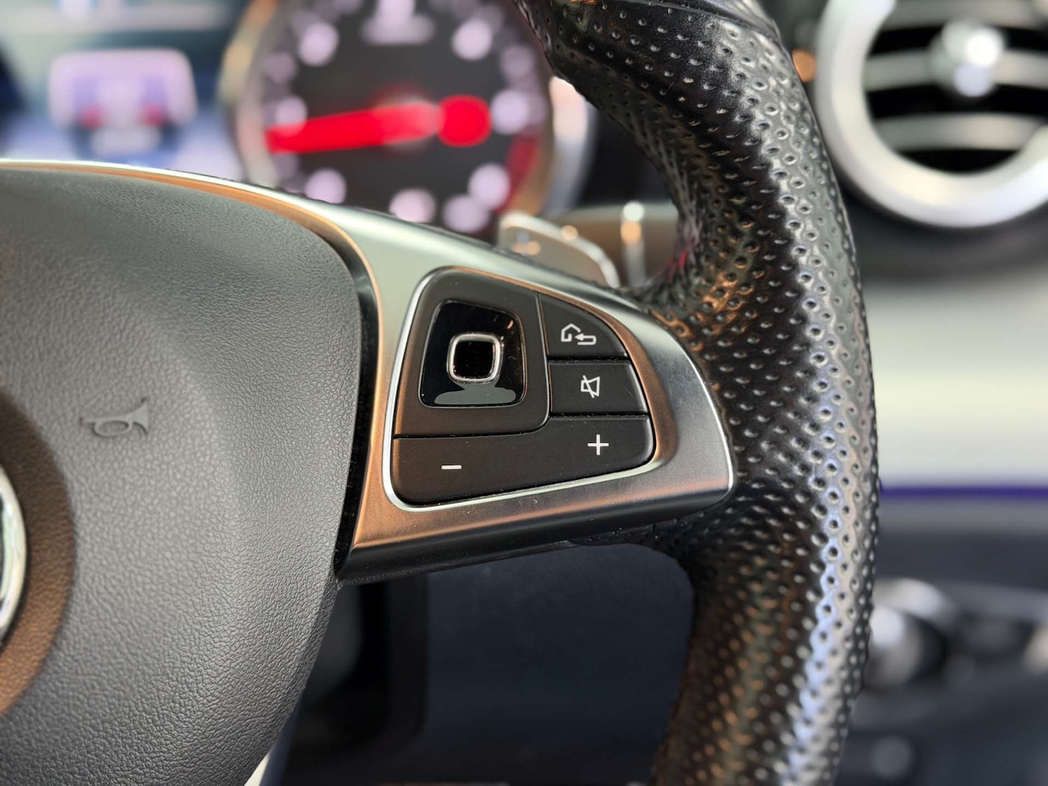 Used Mercedes-Benz E Class 2017 for sale - 76475110: Photo 35