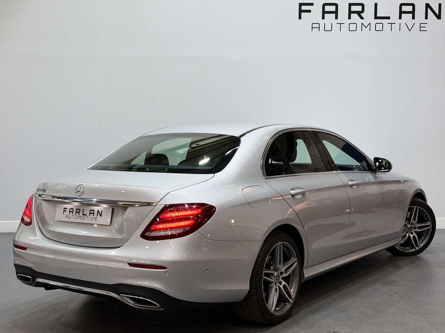 Used Mercedes-Benz E Class 2017 for sale - 76475110: Photo 4