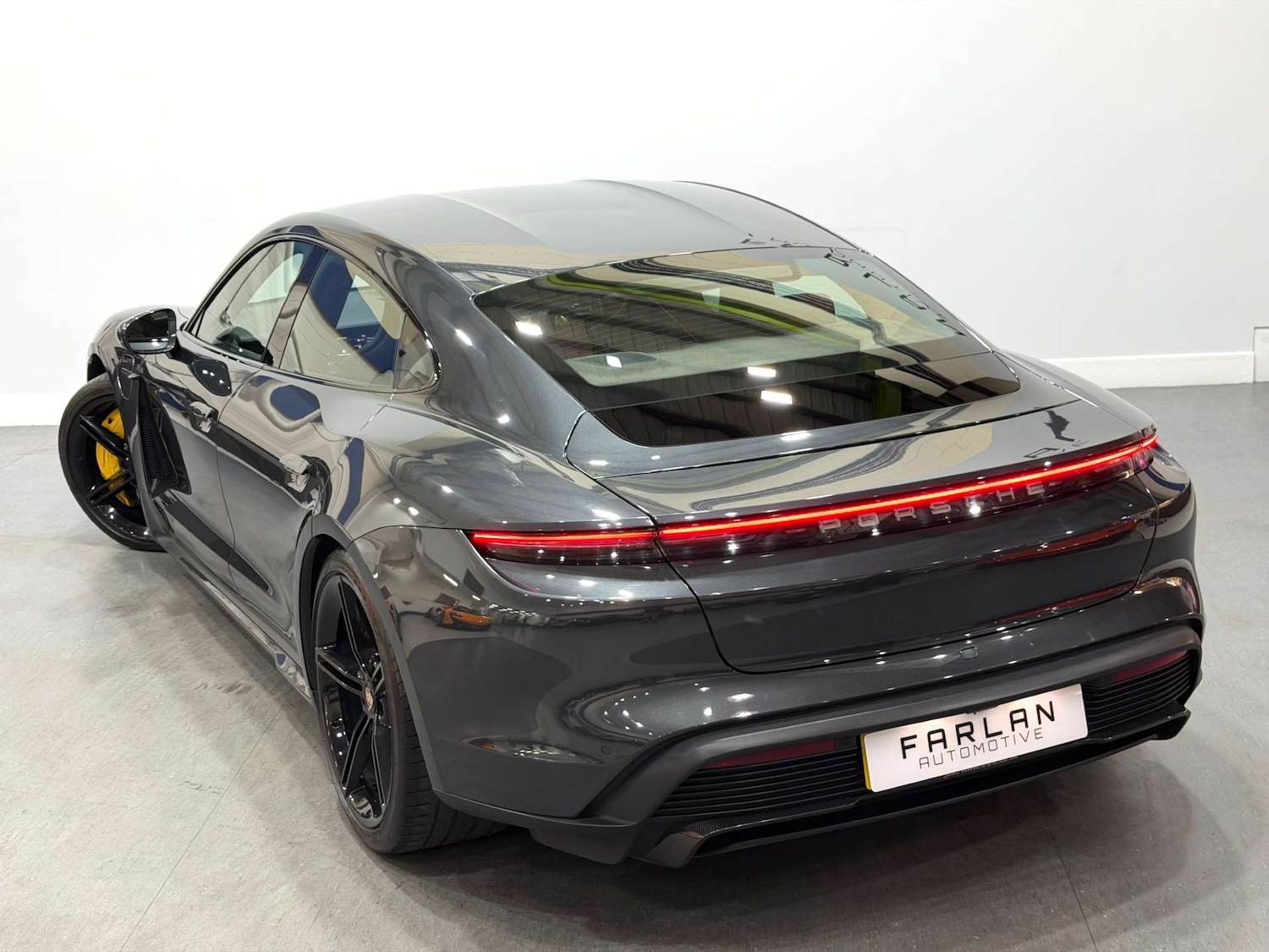 Used Porsche Taycan 2020 for sale - 76751445: Photo 13