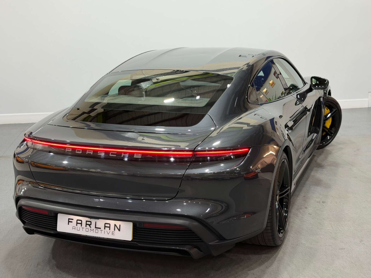Used Porsche Taycan 2020 for sale - 76751445: Photo 15