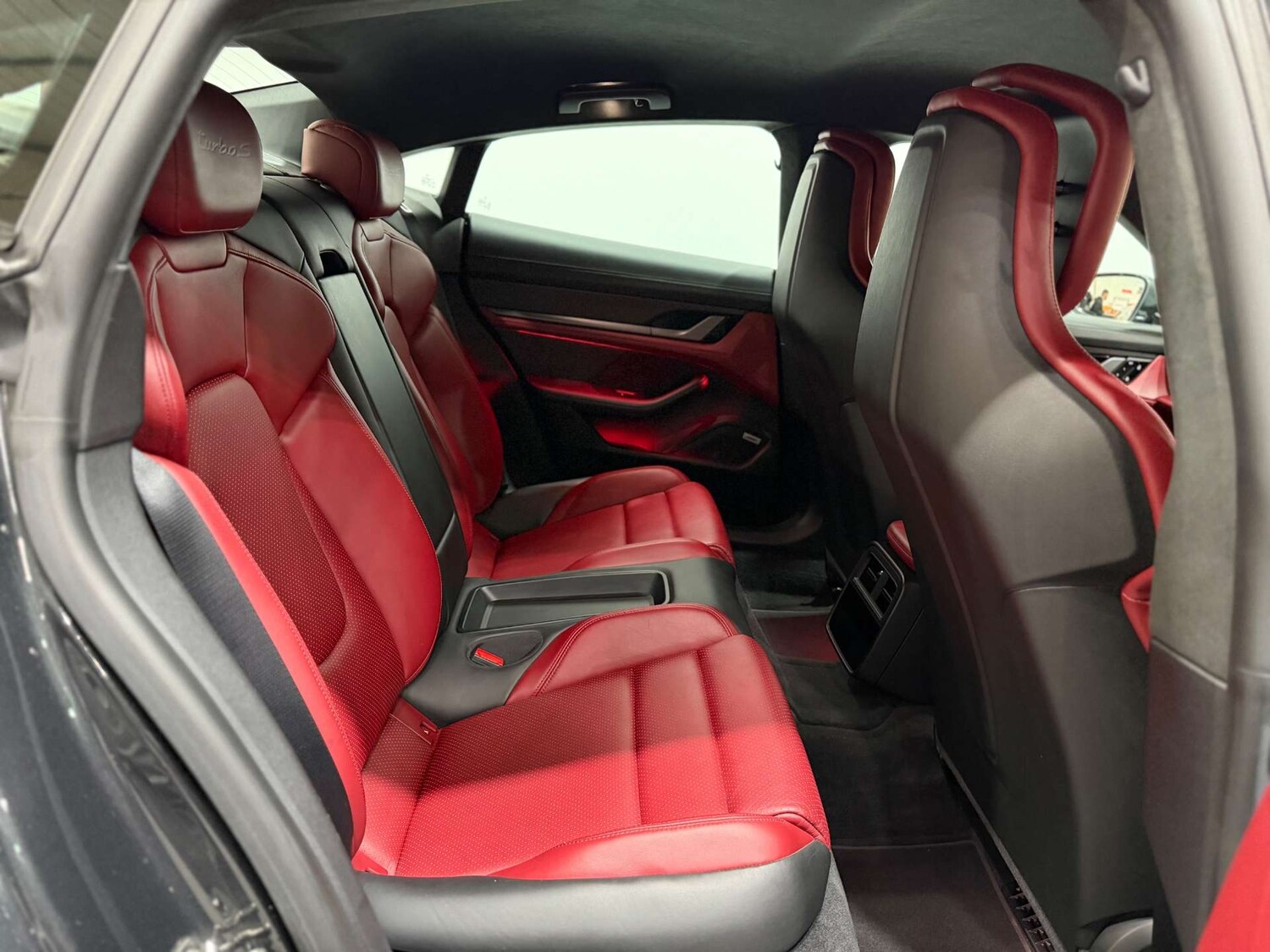 Used Porsche Taycan 2020 for sale - 76751445: Photo 26