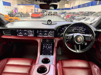 Used Porsche Taycan 2020 for sale - 76751445: Photo