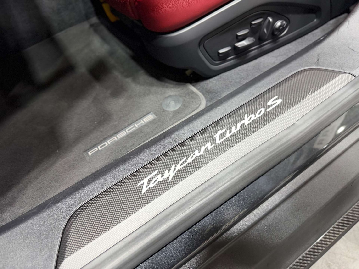 Used Porsche Taycan 2020 for sale - 76751445: Photo 70