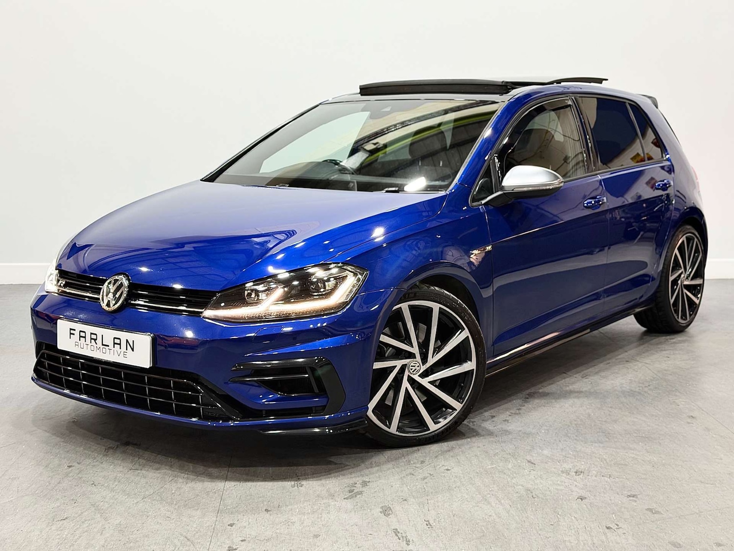 Used Volkswagen Golf 2019 for sale - 76686695: Photo 16