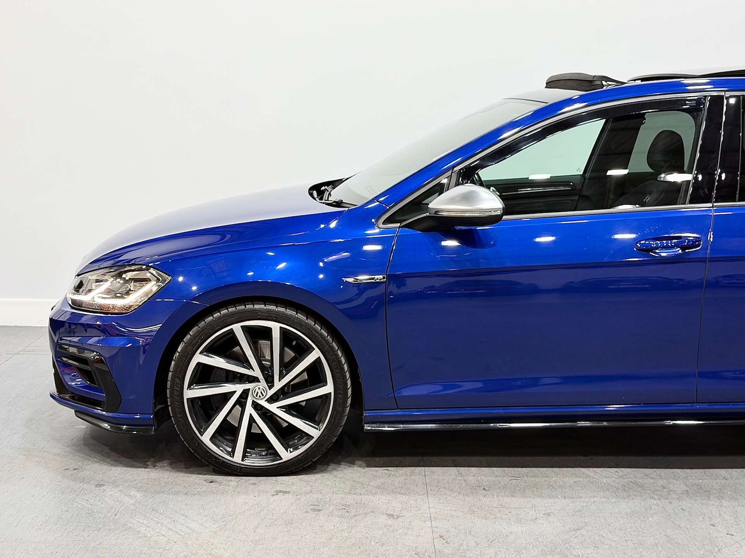 Used Volkswagen Golf 2019 for sale - 76686695: Photo 20