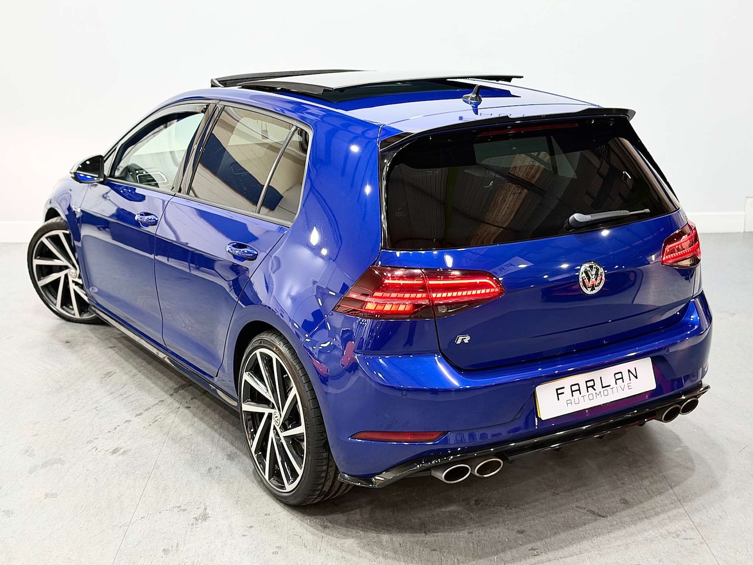 Used Volkswagen Golf 2019 for sale - 76686695: Photo 24