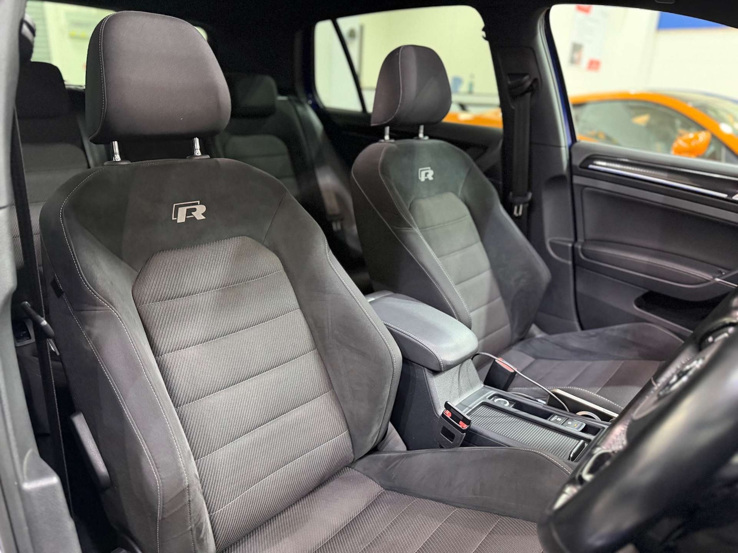 Used Volkswagen Golf 2019 for sale - 76686695: Photo 31