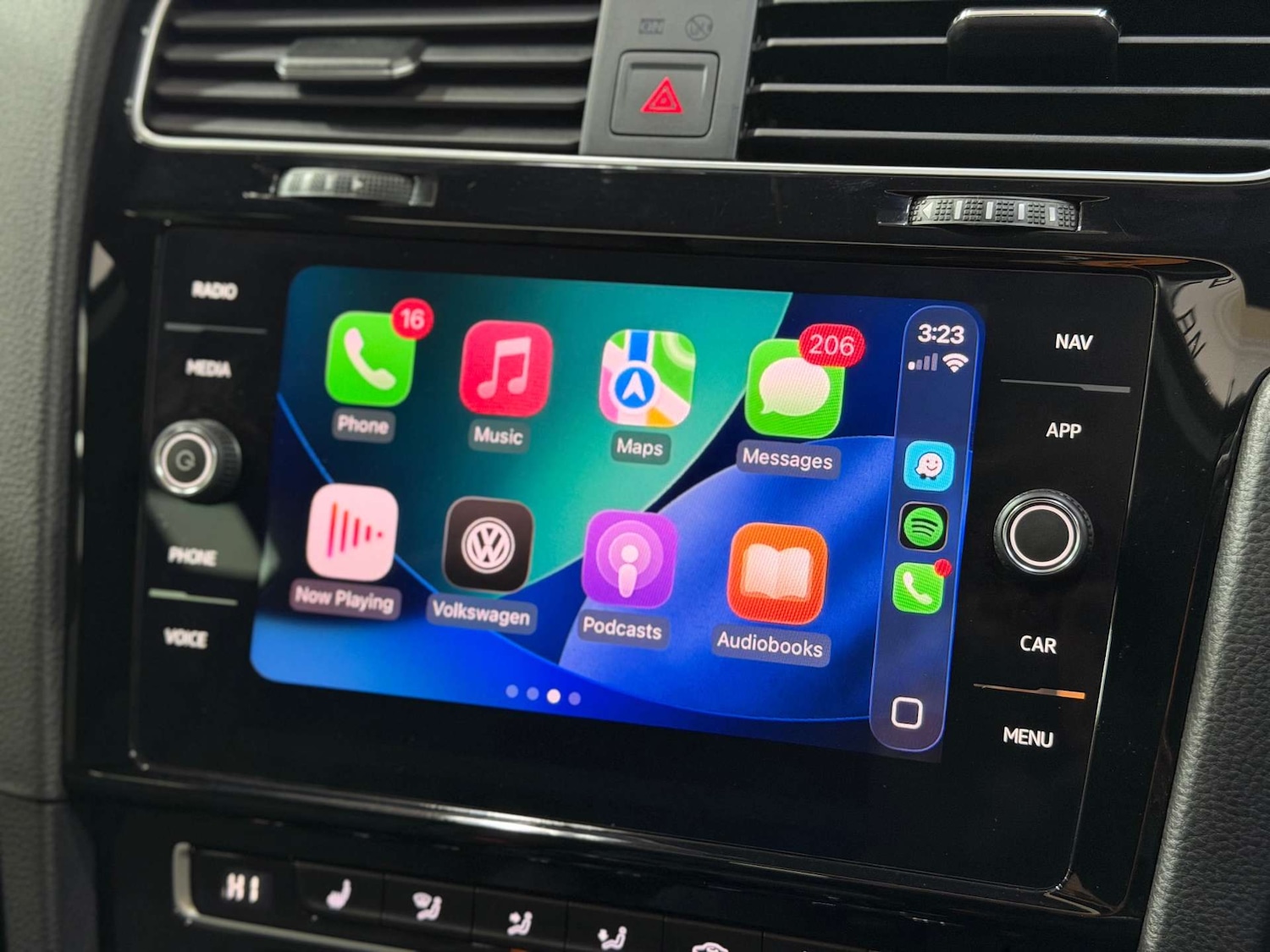 Used Volkswagen Golf 2019 for sale - 76686695: Photo 36